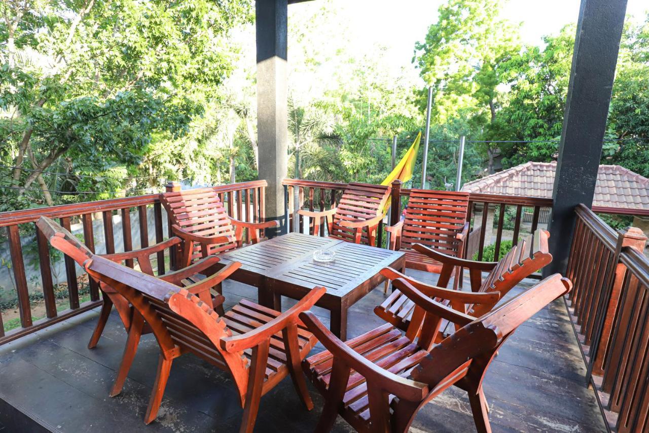 Yala Rich Lodge Tissamaharama Exterior photo